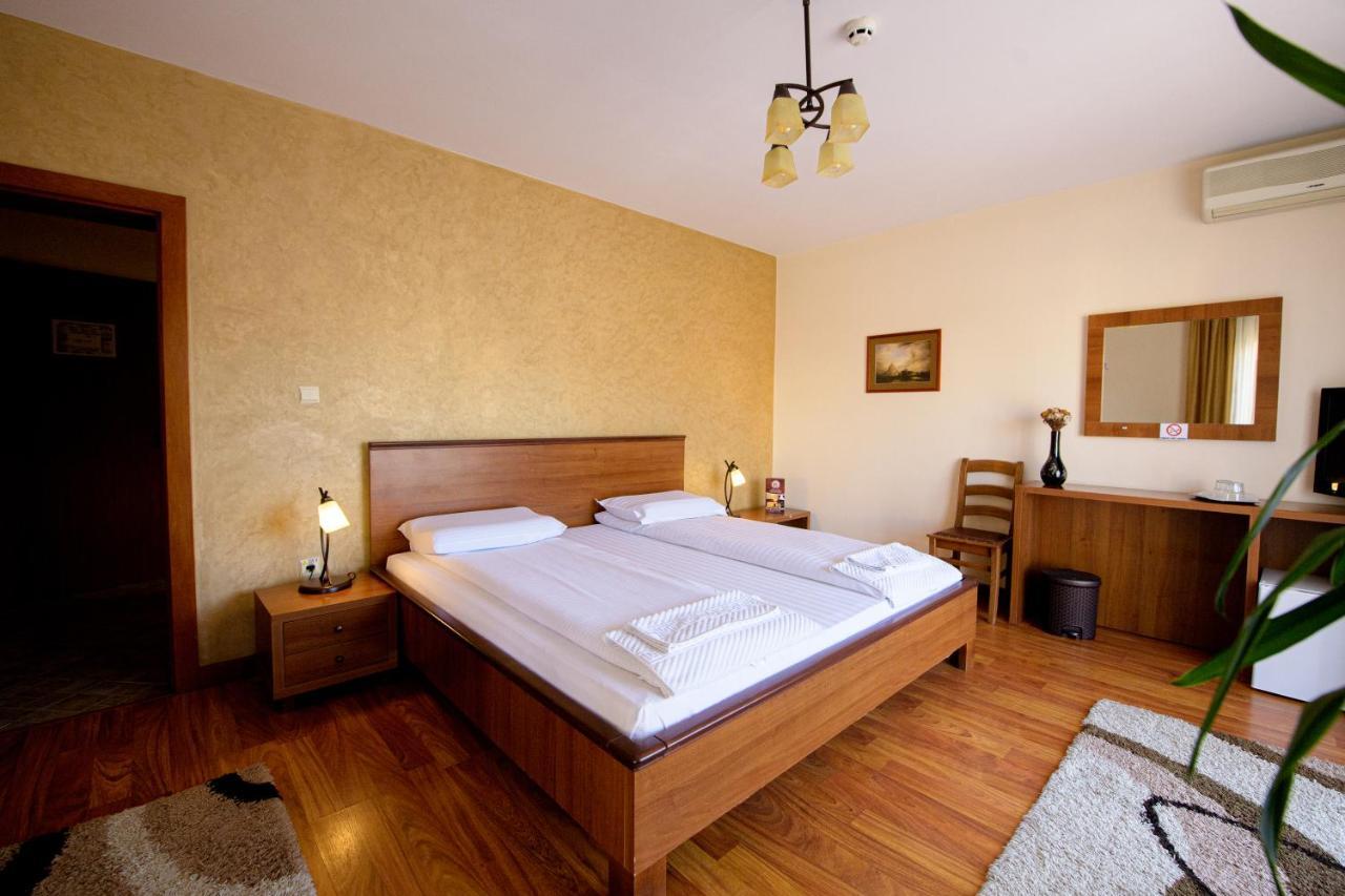 Pensiunea Normandia Timisoara Luaran gambar